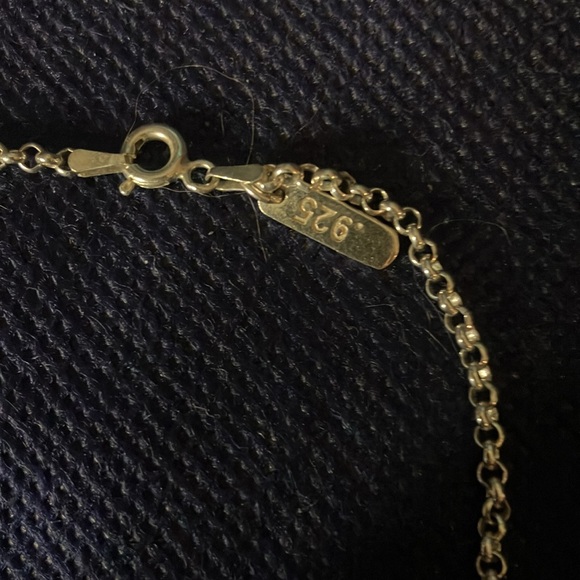 Sterling Silver Peace Sign ✌🏻 Necklace With Black Stones on Both Sides - Picture 3 of 3